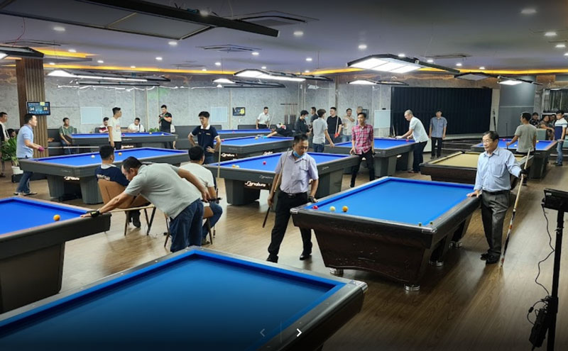 TS BILLIARDS CLUB